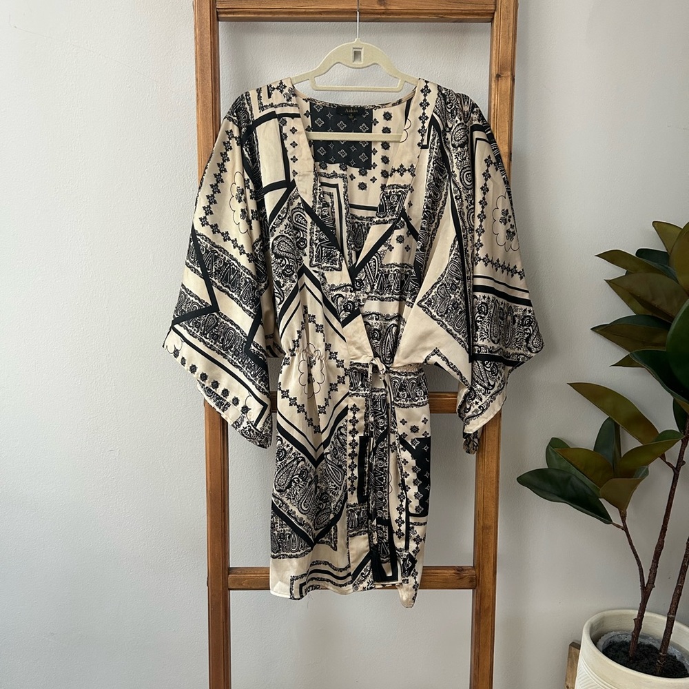 Aakaa Satin-Feel Kimono Dress with Bandana Print